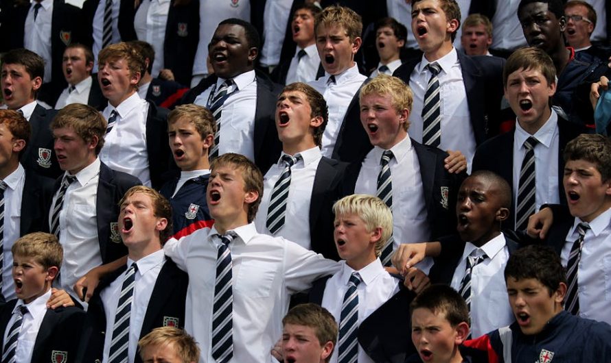 Купить диплом в Москве с занесением в реестр быстро